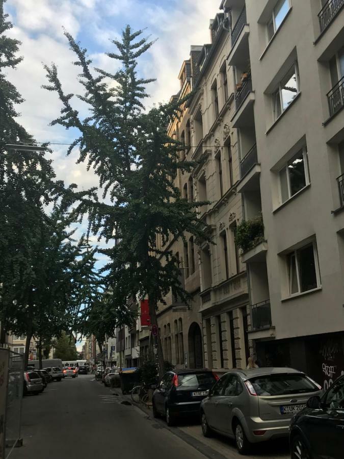 Apartment In Der Yogaschule Cologne Exterior photo